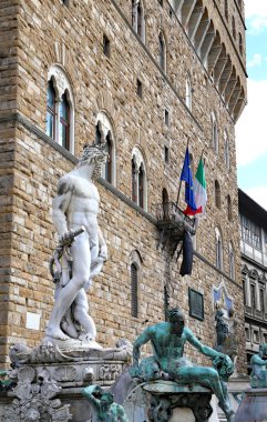 Floransa ve Palazzo Vecchio Neptün Çeşmesi