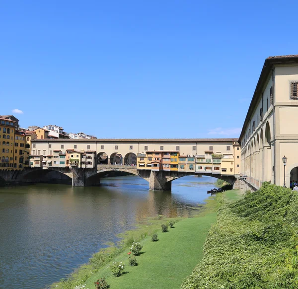 Floransa İtalya denilen Ponte Vecchio Köprüsü — Stok fotoğraf