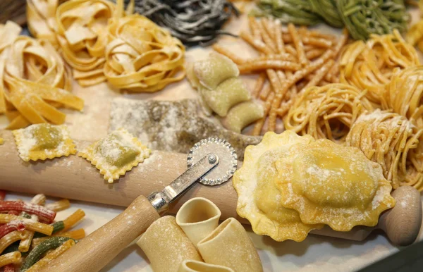 Fresh pasta made at home by a good housewife — Stock Photo, Image