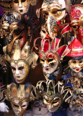 Venedik İtalyan kırmızı ve Altın Karnaval maskesi