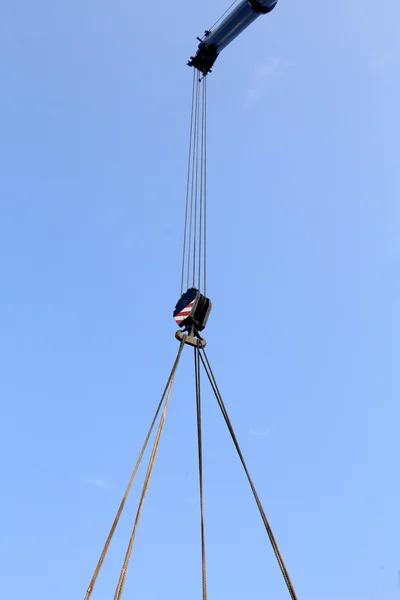 튼튼한 강철 케이블 도르래 — 스톡 사진