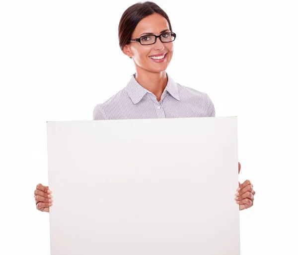 Empresária com cartaz em branco — Fotografia de Stock