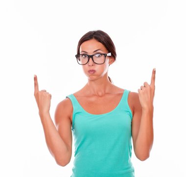 esmer kadın yukarı dönük