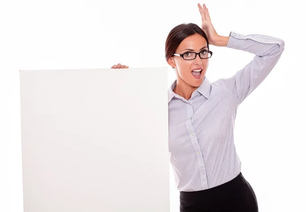 Mujer de negocios emocionada con la boca abierta —  Fotos de Stock