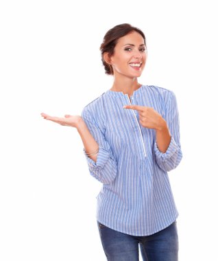 güzel bir kadın değil avucunun gidiyor