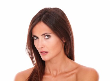 Güzel Genç Kadın Kameraya Bakıyor