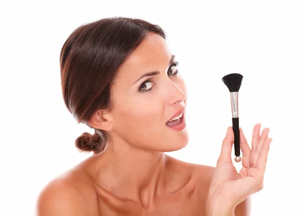 Beautiful woman with pampering make up brush — Stock Photo, Image