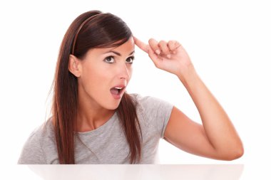 Güzel latin kadın başına işaret