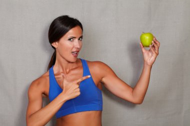 fitmess kadın holding elma