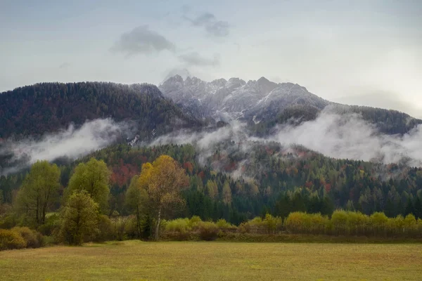 Eslovenia Montañas y nubes —  Fotos de Stock