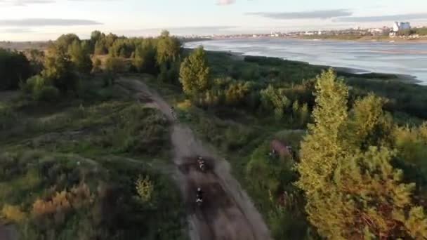 Luftaufnahmen Von Motocross Rennrädern Tomsk Sibirien Russland — Stockvideo