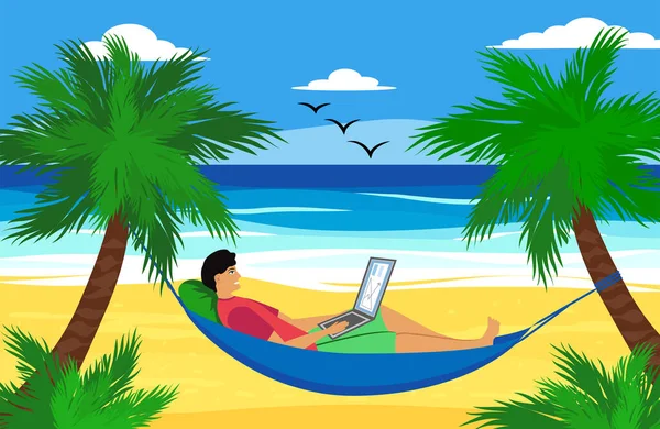 Hamakta dizüstü bilgisayarı ve tropik bir kokteyli olan bir adam yatıyor. Serbest İşçi ve Avuç İçleri, Uzaktan Çalışma ve Serbest Çalışan Konsepti