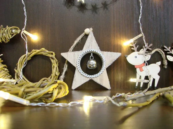 Χριστούγεννα Και Πρωτοχρονιά Φόντο Άδειο Σκούρο Ξύλινο Τραπέζι Κατάστρωμα Πάνω — Φωτογραφία Αρχείου
