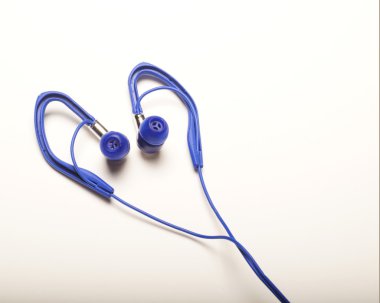 Mavi Stereo kulak tomurcuklu