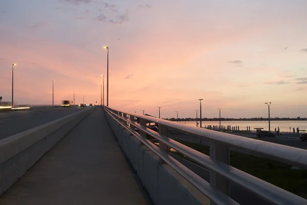 Most o zachodzie słońca — Zdjęcie stockowe