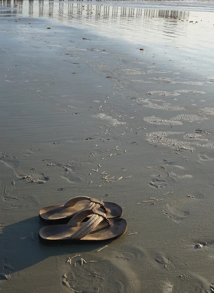 Sandales en cuir marron — Photo