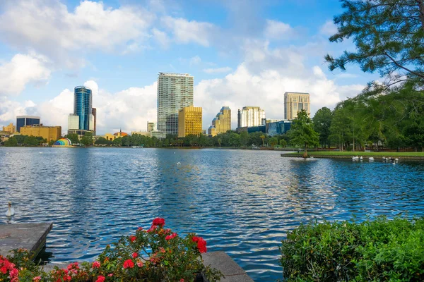 Eolo Gölü güneşli bir sabahta 30 Mayıs 2021 'de Orlando Florida' da