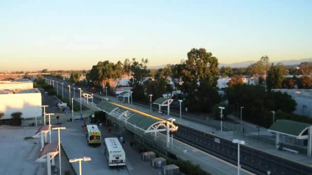 Drukke trein Station — Stockvideo