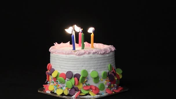 születésnapi torta és gyertyák