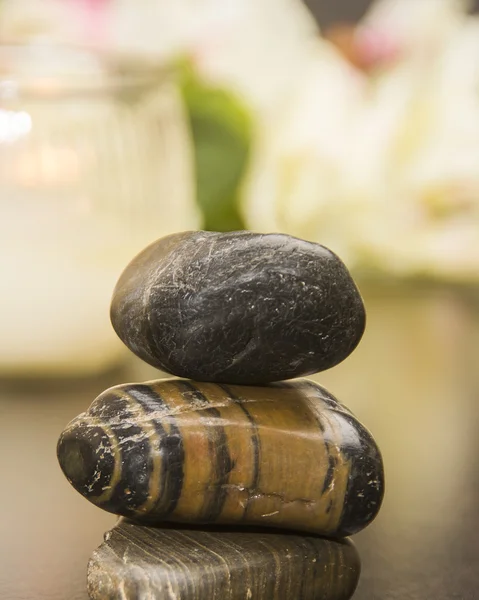 Spa Rocks with Flowers — Stock Photo, Image