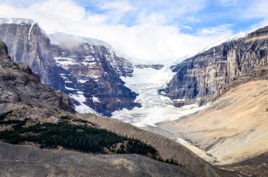 Landscape view of Columbia glacier in Jasper NP, Canadian Rockie clipart