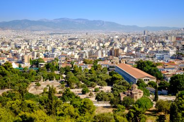 Scenic citiscape of Athens with ancient temples