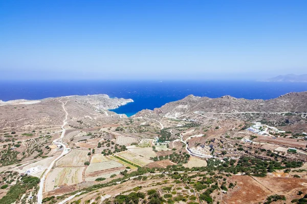 Scenic landscape view and ocean coastline on Milos island, Greec — Stock Photo, Image