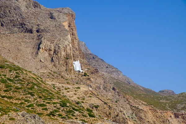 Landscape view of ocean coastline and Panagia Hozoviotissa monas — Stock Photo, Image