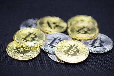 Kripto para birimi bitcoin gelecek para, yeni sanal para. Altın sikkenin büyüme oranı, küresel dünyadaki her şeyi ödemek için önemli bir para birimidir..