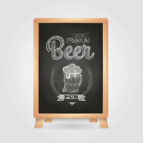 Poster met bier in mag. krijt tekening op blackboard — Stockvector