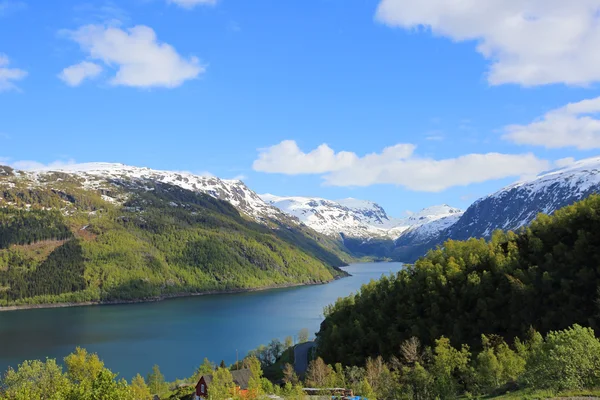 Primavera Norvegia paesaggio — Foto Stock
