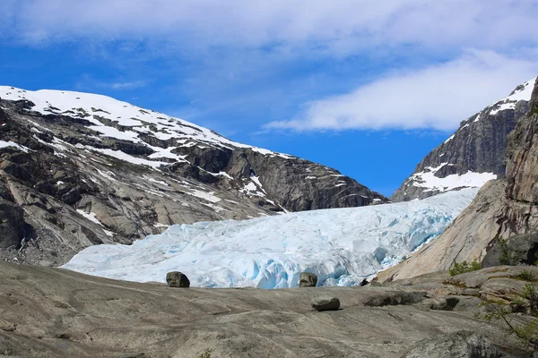 Ледник Нигардсбрин в национальном парке Йостедальсбрин — стоковое фото