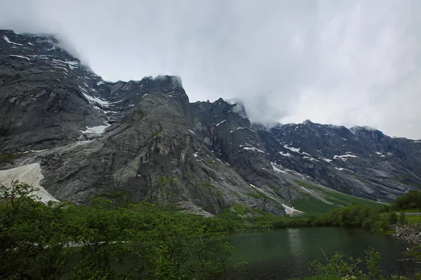 O Muro do Troll na Noruega — Fotografia de Stock