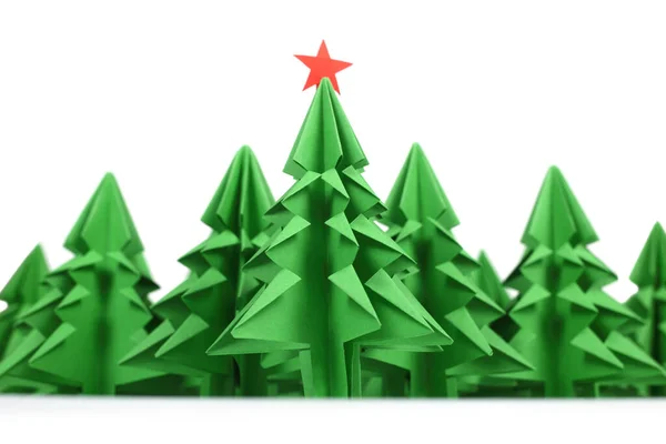 Origami Alberi Natale Carta Verde Artigianale Isolato Sfondo Bianco — Foto Stock