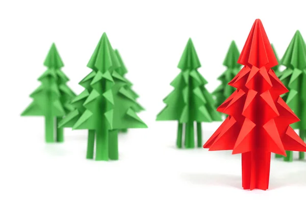 Origami Julgranar Grönt Papper Hantverk Isolerad Vit Bakgrund — Stockfoto
