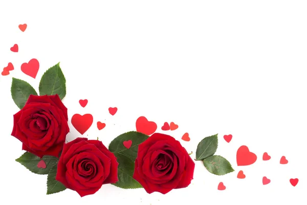 Tre Rose Rosse Tanti Piccoli Cuori Carta Isolati Sfondo Bianco — Foto Stock