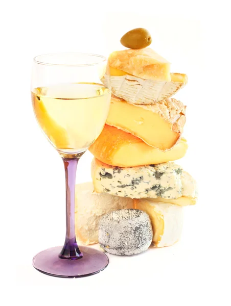 Stack di formaggi e vini assortiti — Foto Stock