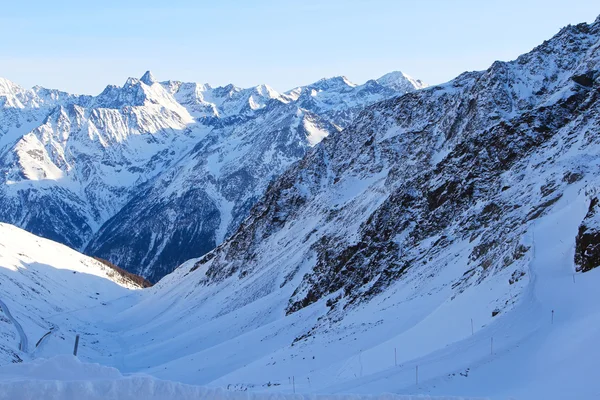 Piste sulla stazione sciistica — Foto Stock