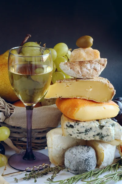 Cheese, wine and fruits — Stock Photo, Image