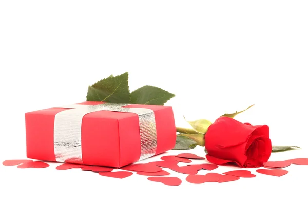 Rose et cadeau — Photo