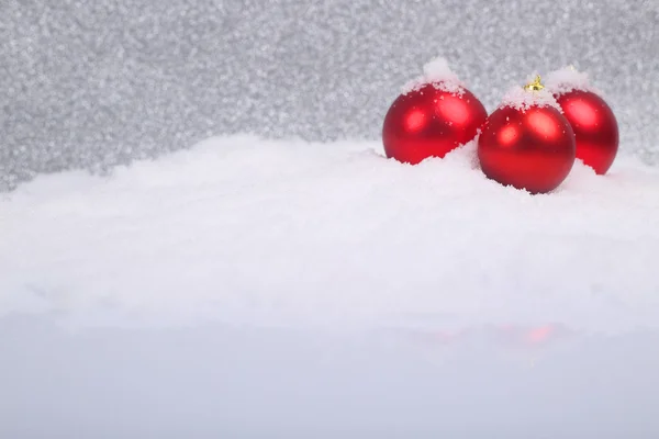 Decoración de Navidad en la nieve — Foto de Stock