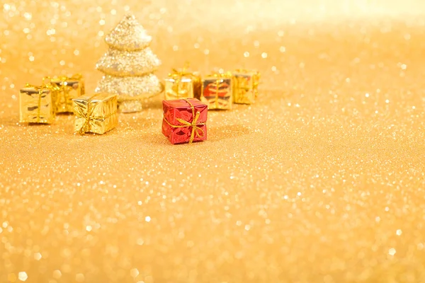 Abeto dourado de natal — Fotografia de Stock