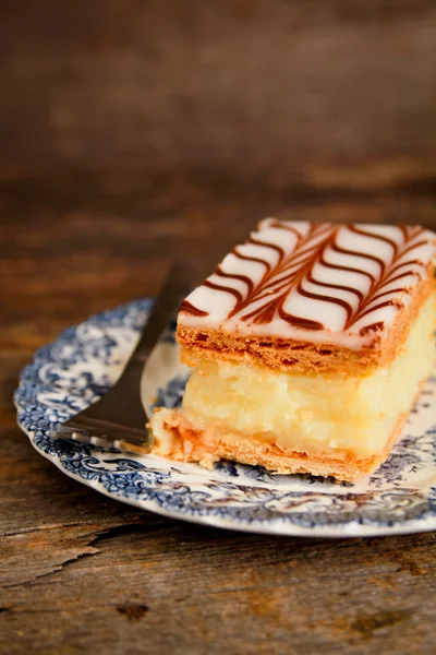 Französisches Gebäck mit Pudding — Stockfoto