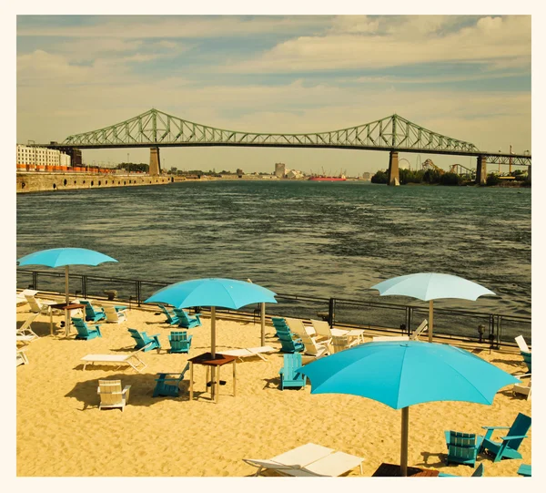 Urban beach — Stock Photo, Image