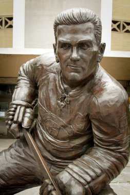 Maurice richard heykeli