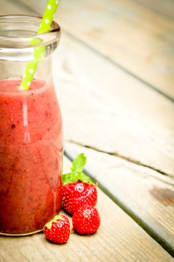 Çilekli Smoothie