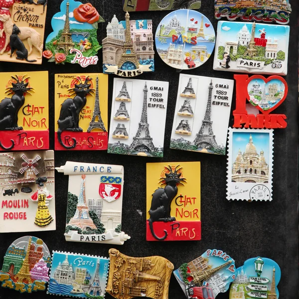 Magnet di dinding dari Paris — Stok Foto