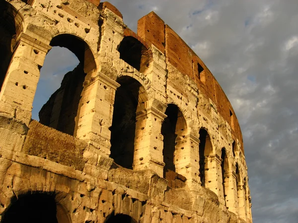 Колізей Рома в Італії — стокове фото