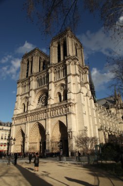 Paris'ten bir duvara mıknatıslar