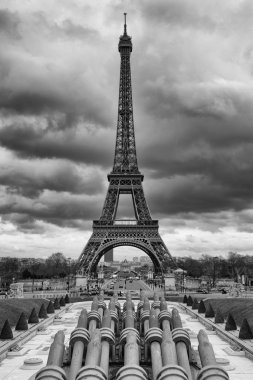 Paris 'teki Eyfel Kulesi